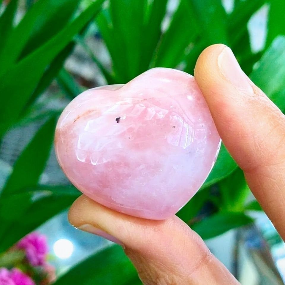 Pembe Kuvars Taşı Kalp Obje