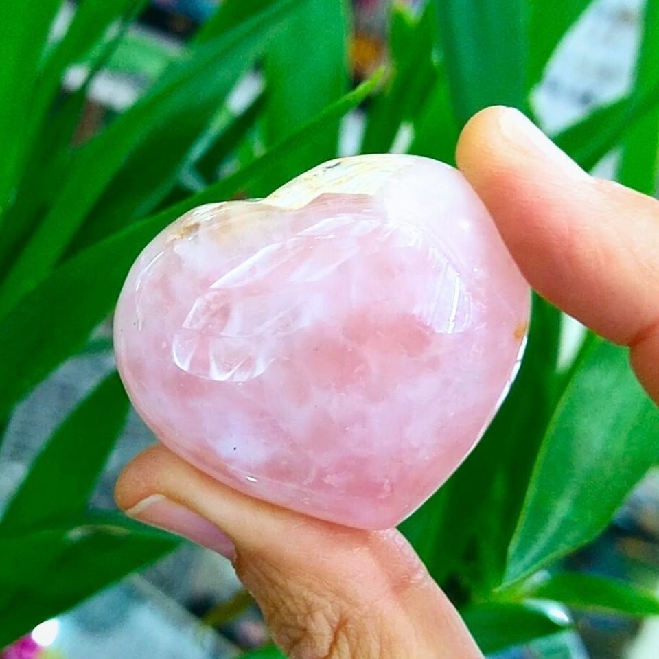 Pembe Kuvars Taşı Kalp Obje