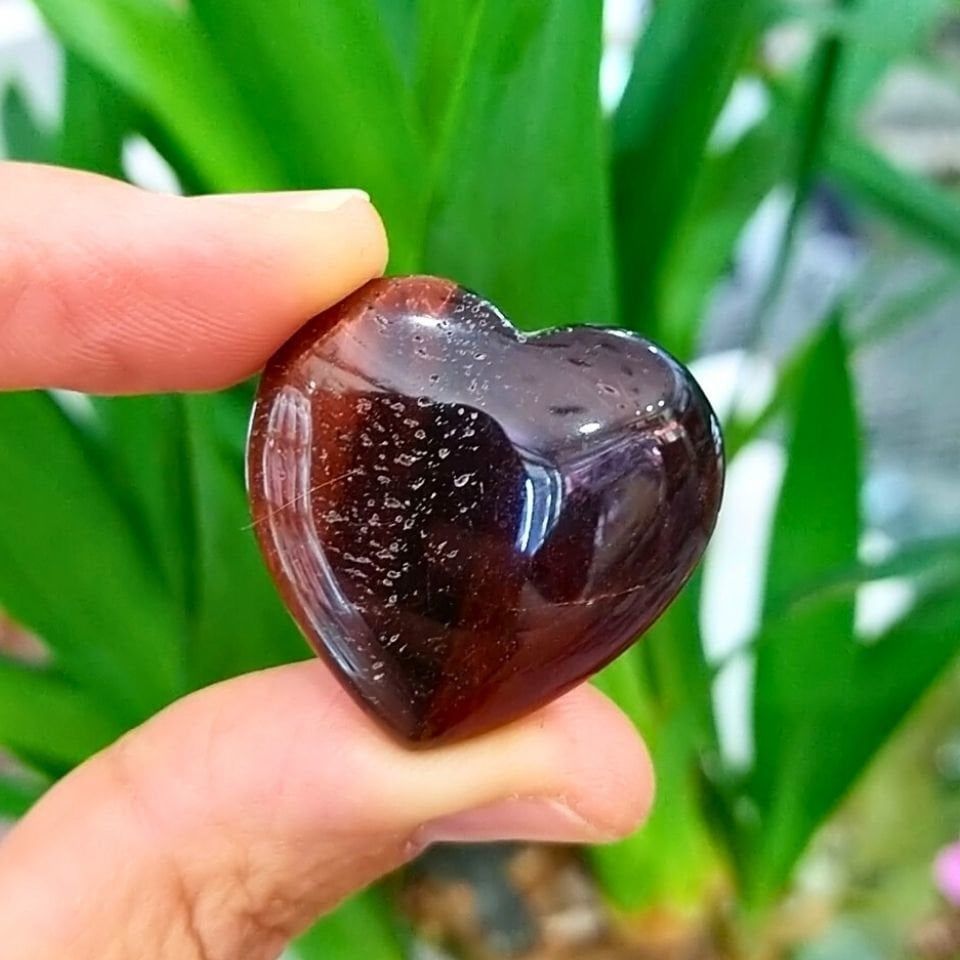 Kırmızı Kaplan Gözü Taşı Kalp Obje