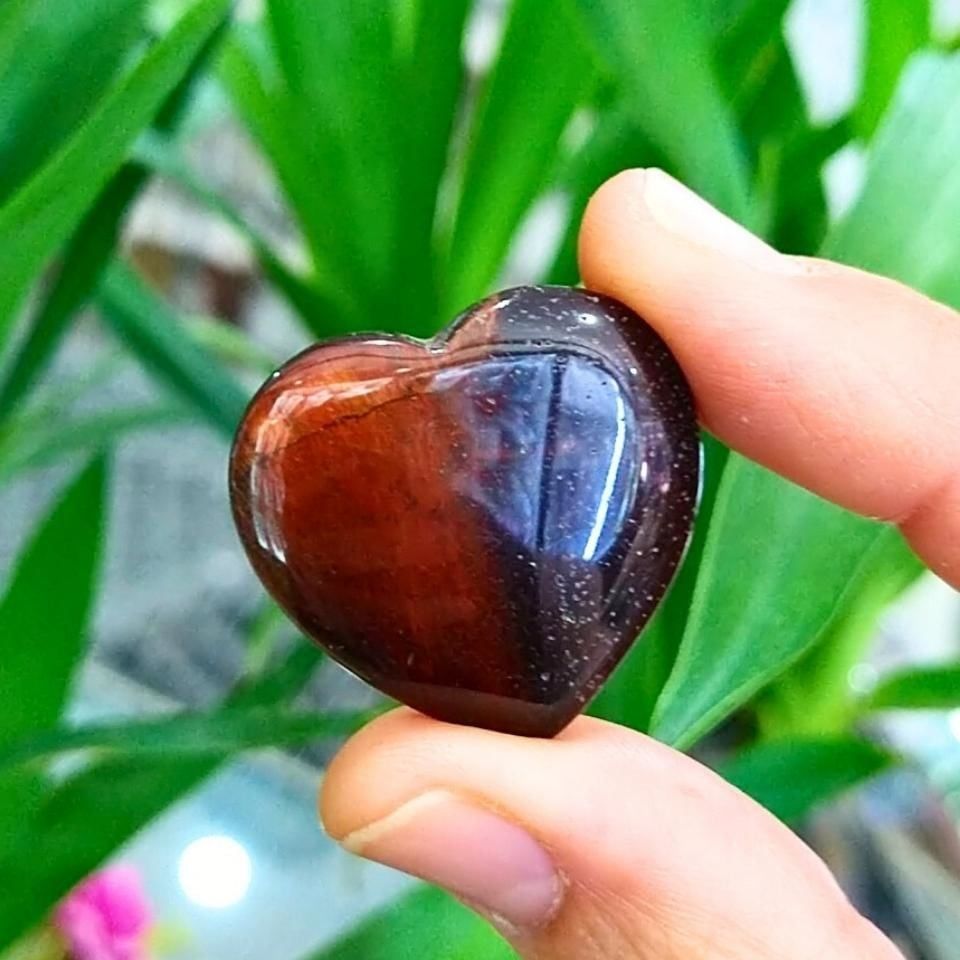 Kırmızı Kaplan Gözü Taşı Kalp Obje