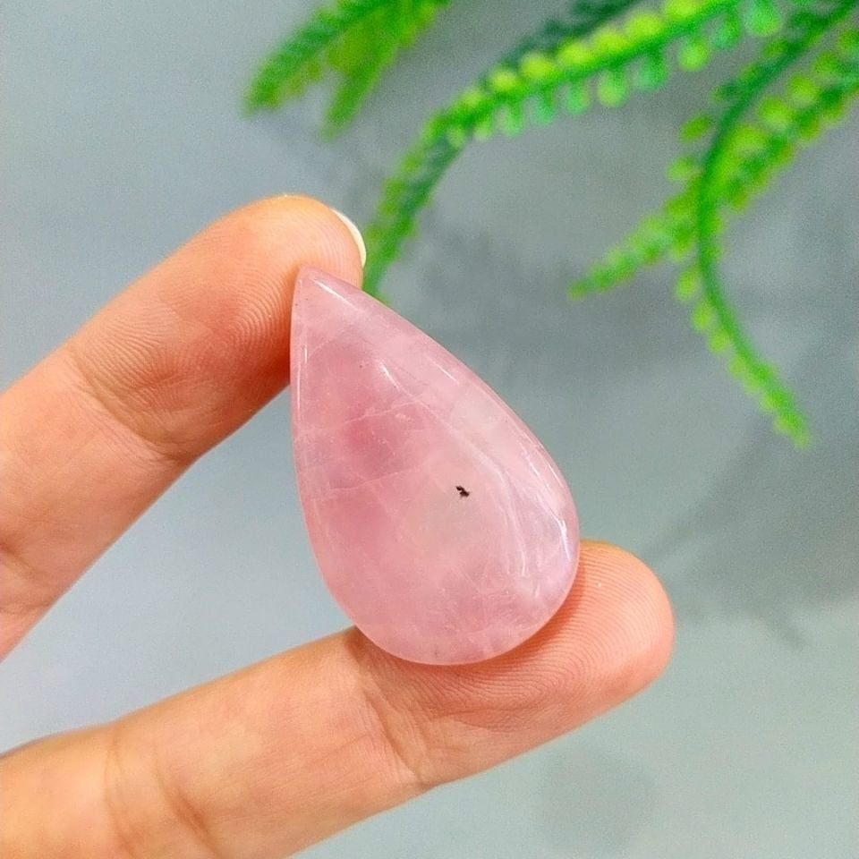 Pembe Kuvars Doğal Taş Kabaşon P85