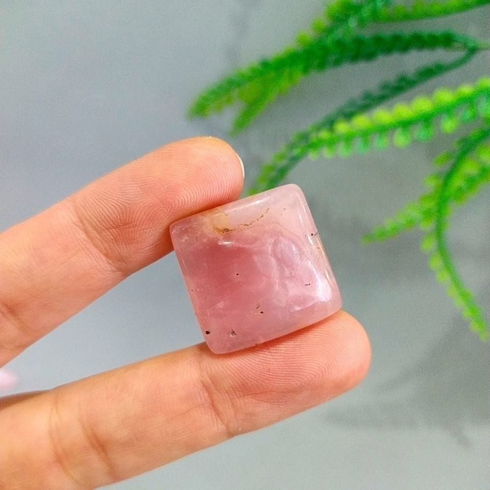 Pembe Kuvars Doğal Taş Kabaşon P88