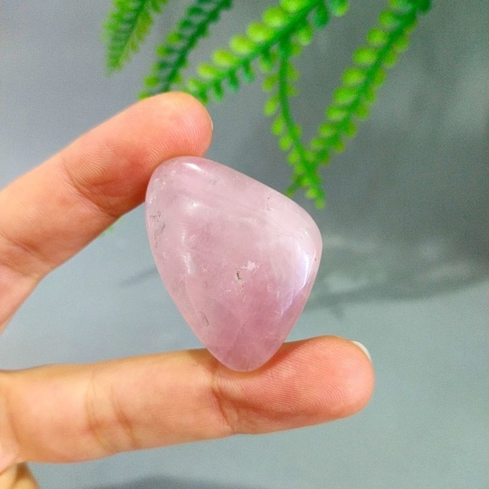 Pembe Kuvars Doğal Taş Kabaşon P104
