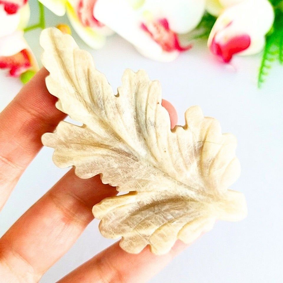 Ay Taşı Oyma (Carving) Doğal Taş Kabaşon - KAB411