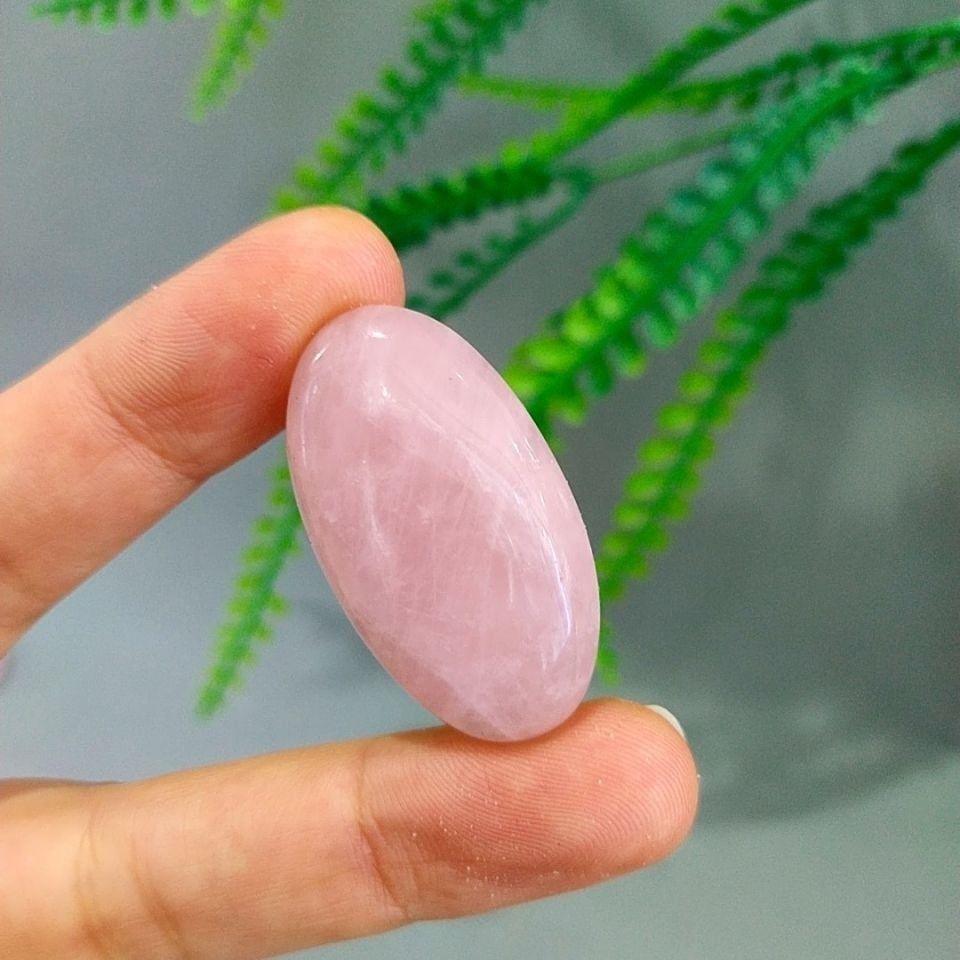 Pembe Kuvars Doğal Taş Kabaşon P114