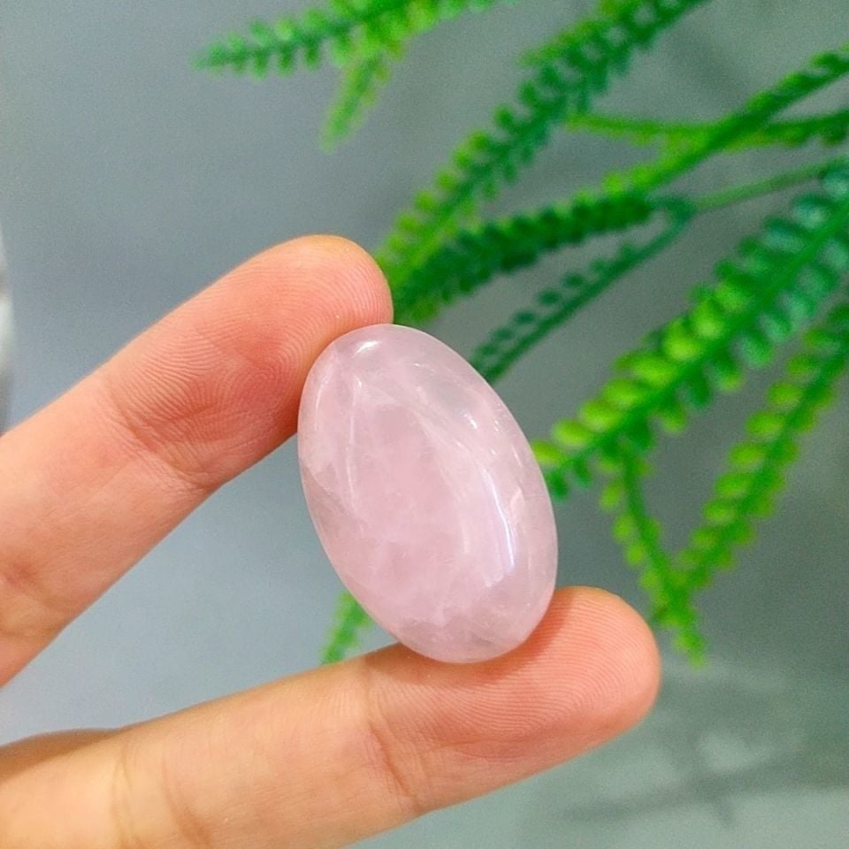 Pembe Kuvars Doğal Taş Kabaşon P116