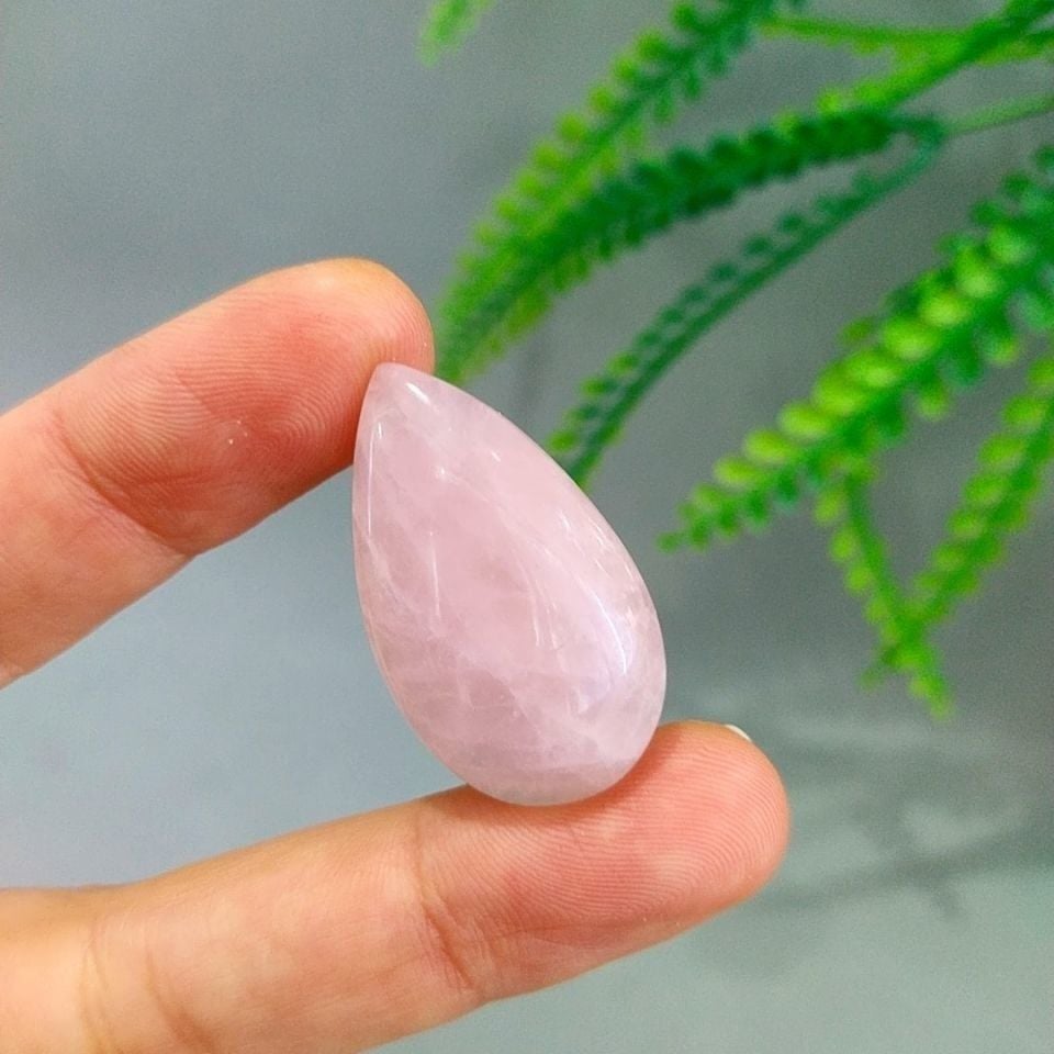 Pembe Kuvars Doğal Taş Kabaşon P126