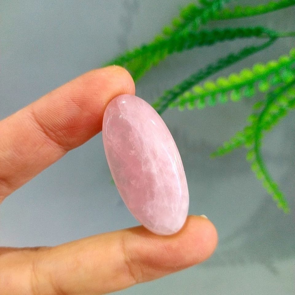 Pembe Kuvars Doğal Taş Kabaşon P94