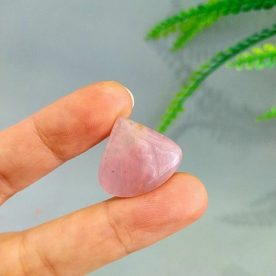 Pembe Kuvars Doğal Taş Kabaşon P99